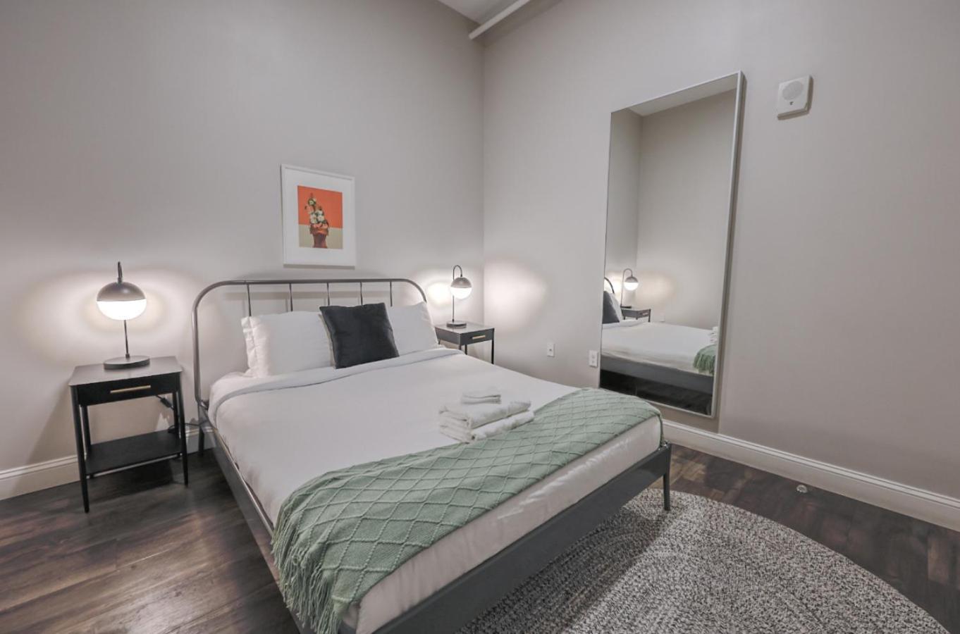 Common Loft With Washer Dryer